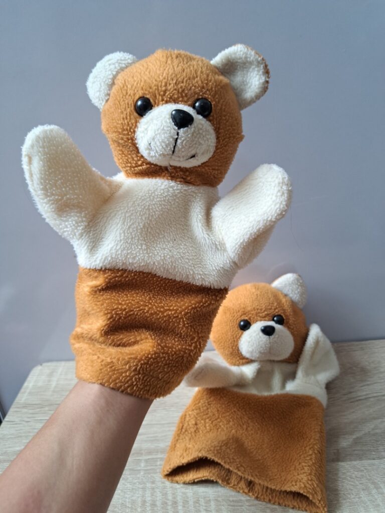 Boneka Sarung Tangan